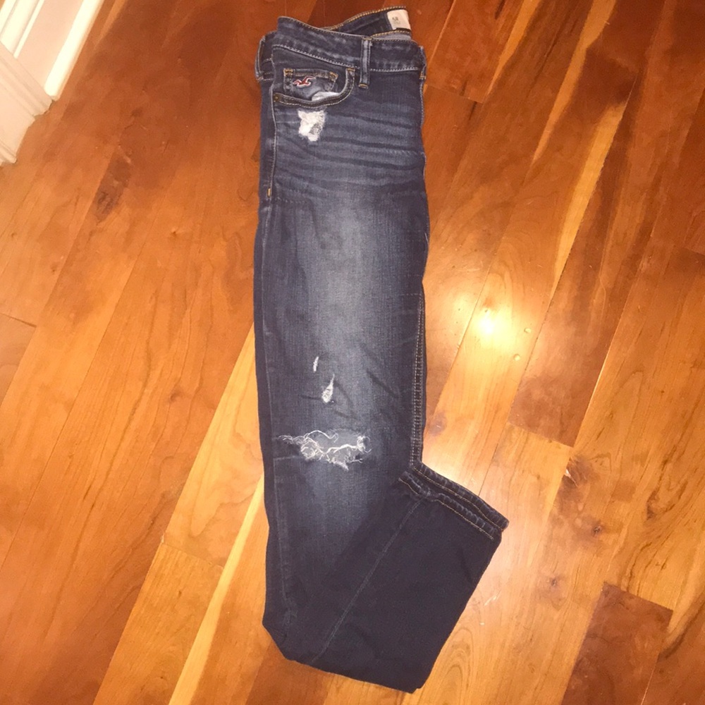 Hollister Destructed Jeans.